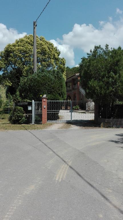 Agriturismo San Lino-Gilberto マッサ・マリッティマ エクステリア 写真