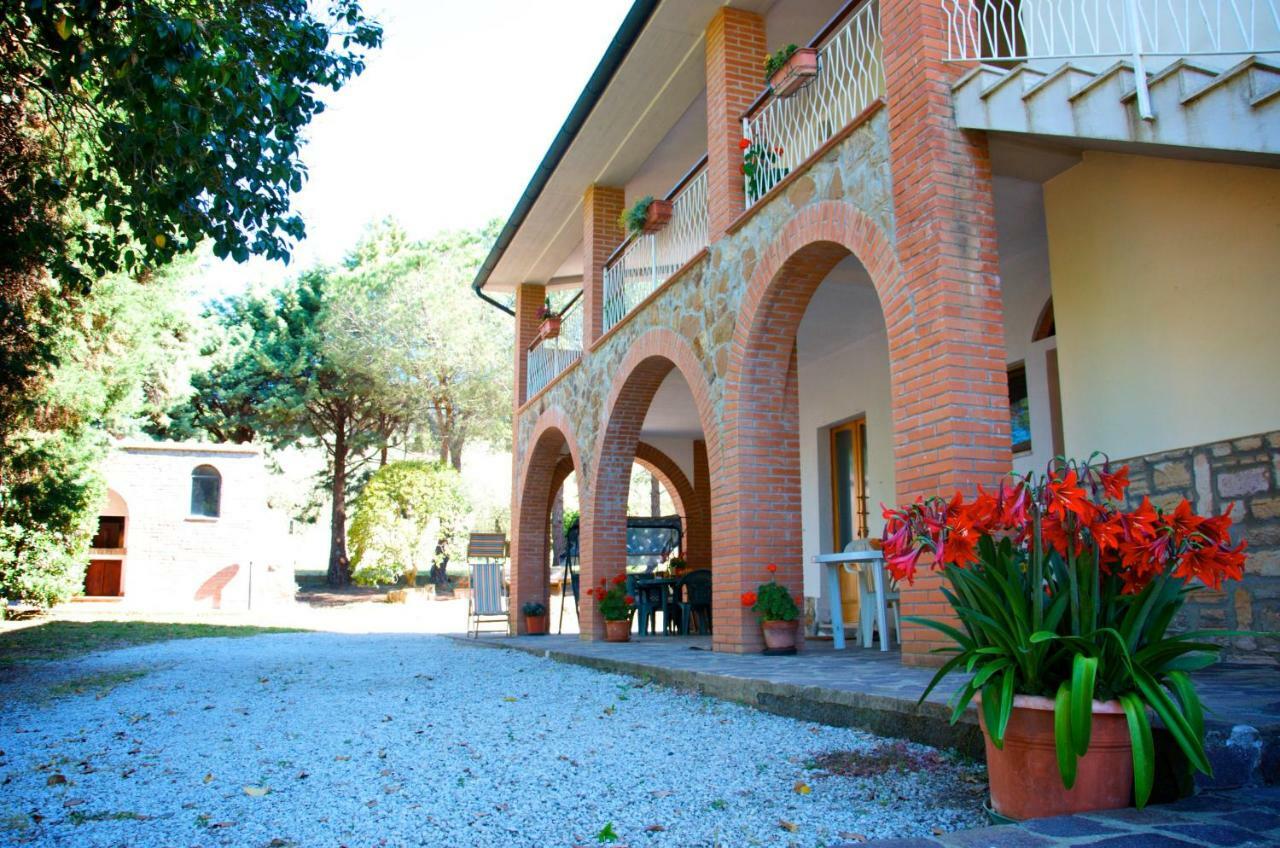 Agriturismo San Lino-Gilberto マッサ・マリッティマ エクステリア 写真