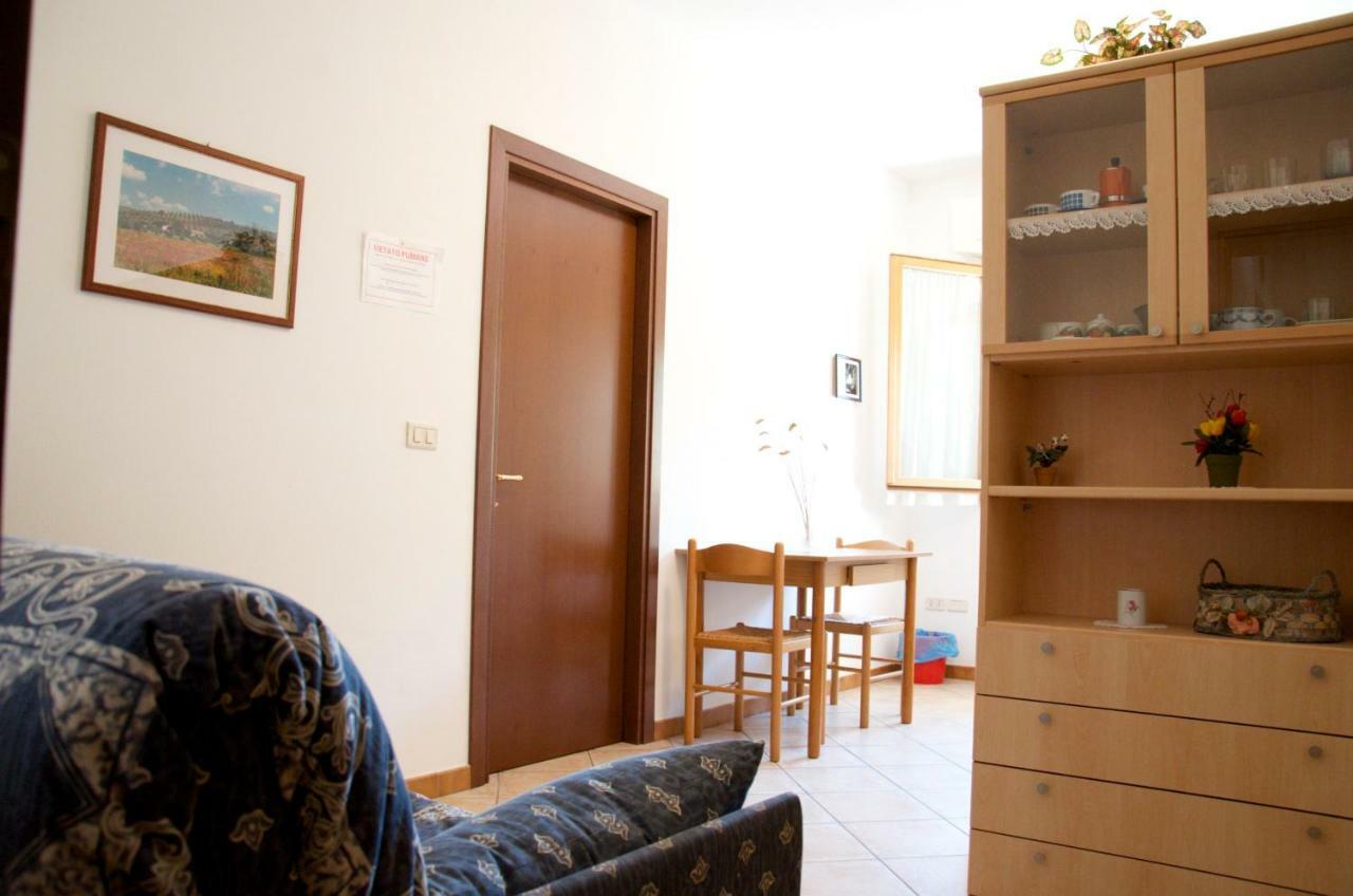 Agriturismo San Lino-Gilberto マッサ・マリッティマ エクステリア 写真